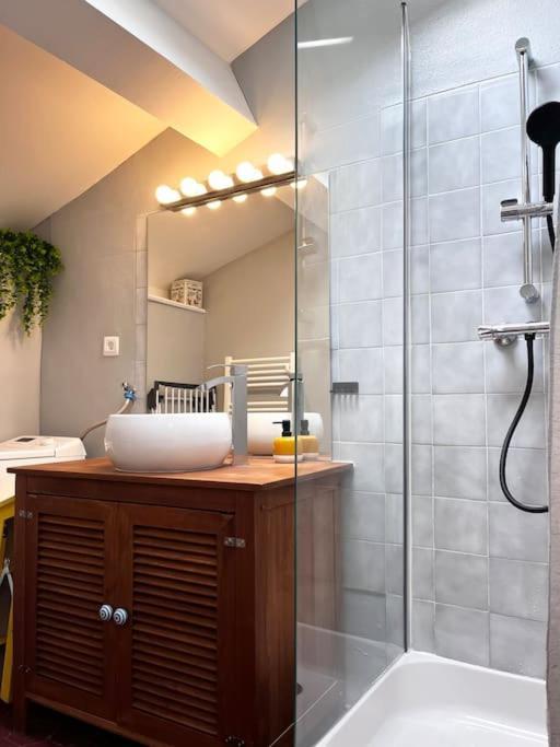 Cosy Provencal Apartment Belgentier Luaran gambar